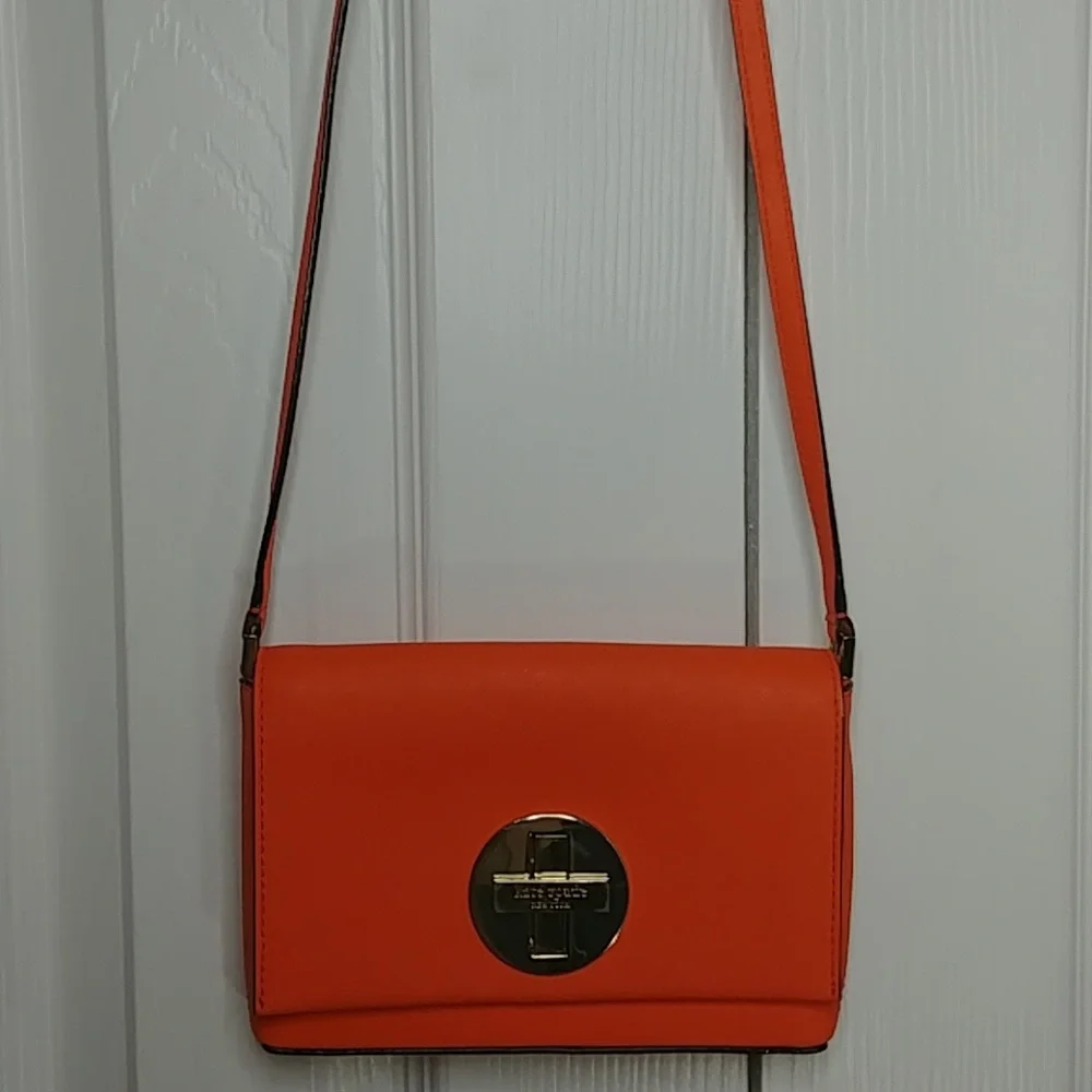 KATE SPADE Sally Newbury Lane Valencia Cro…